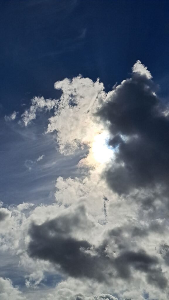 Wolken und Klarheit